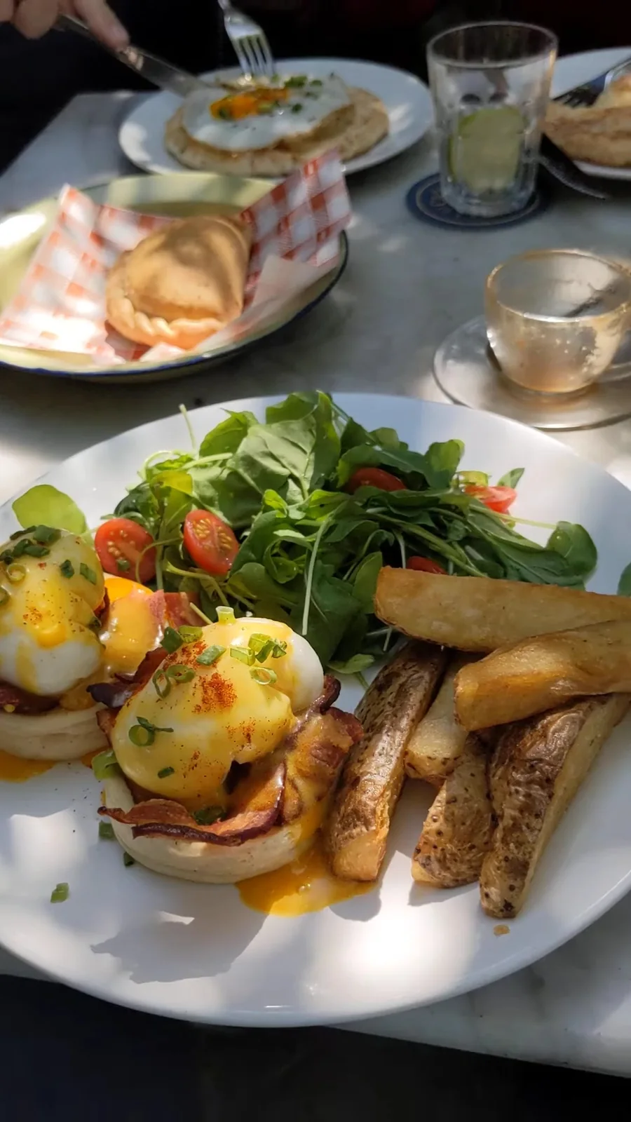Brunch and food at El Cafe de Aca in Asuncion