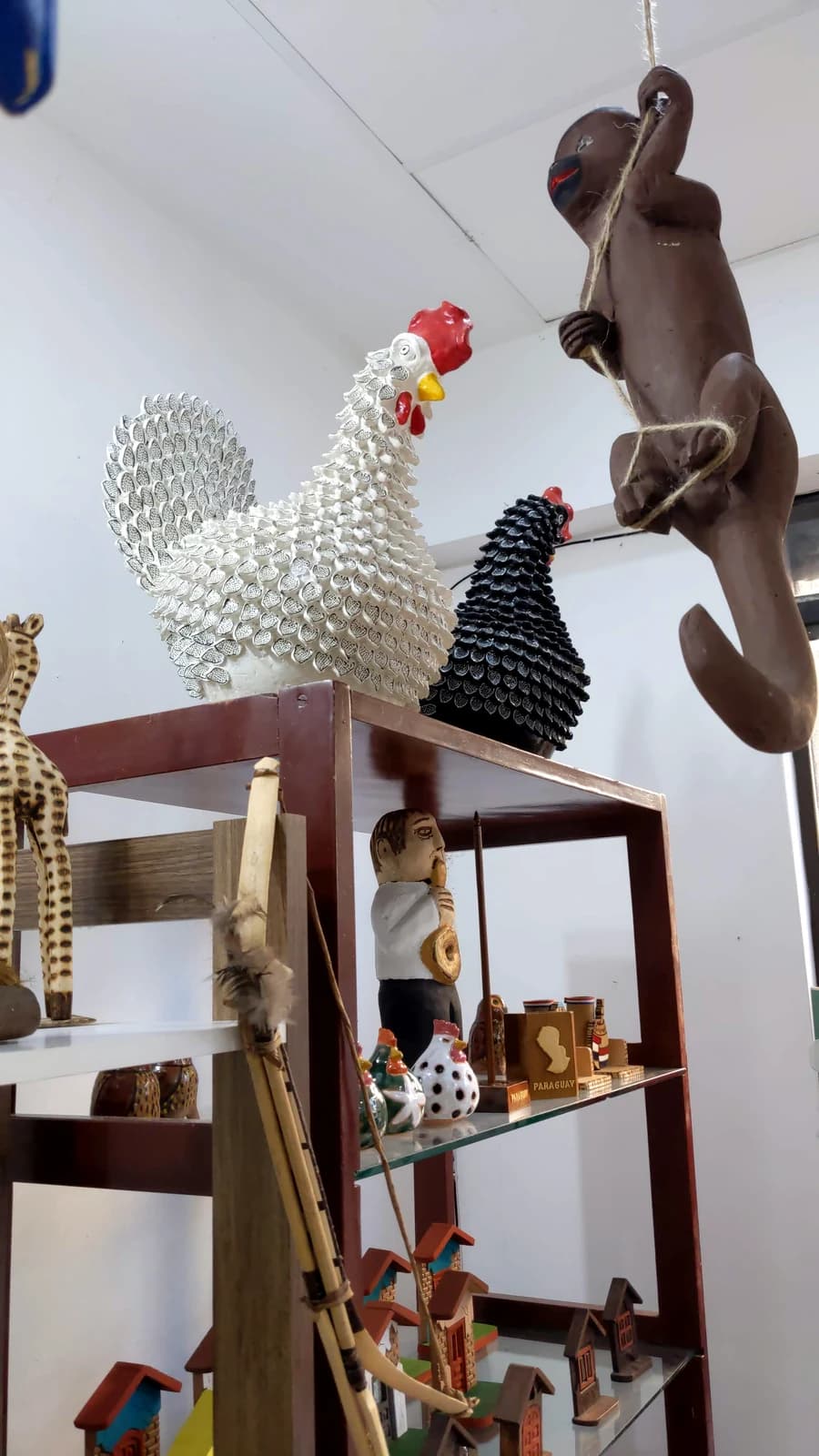 Paraguayan crafts and decorative objects in central Asuncion
